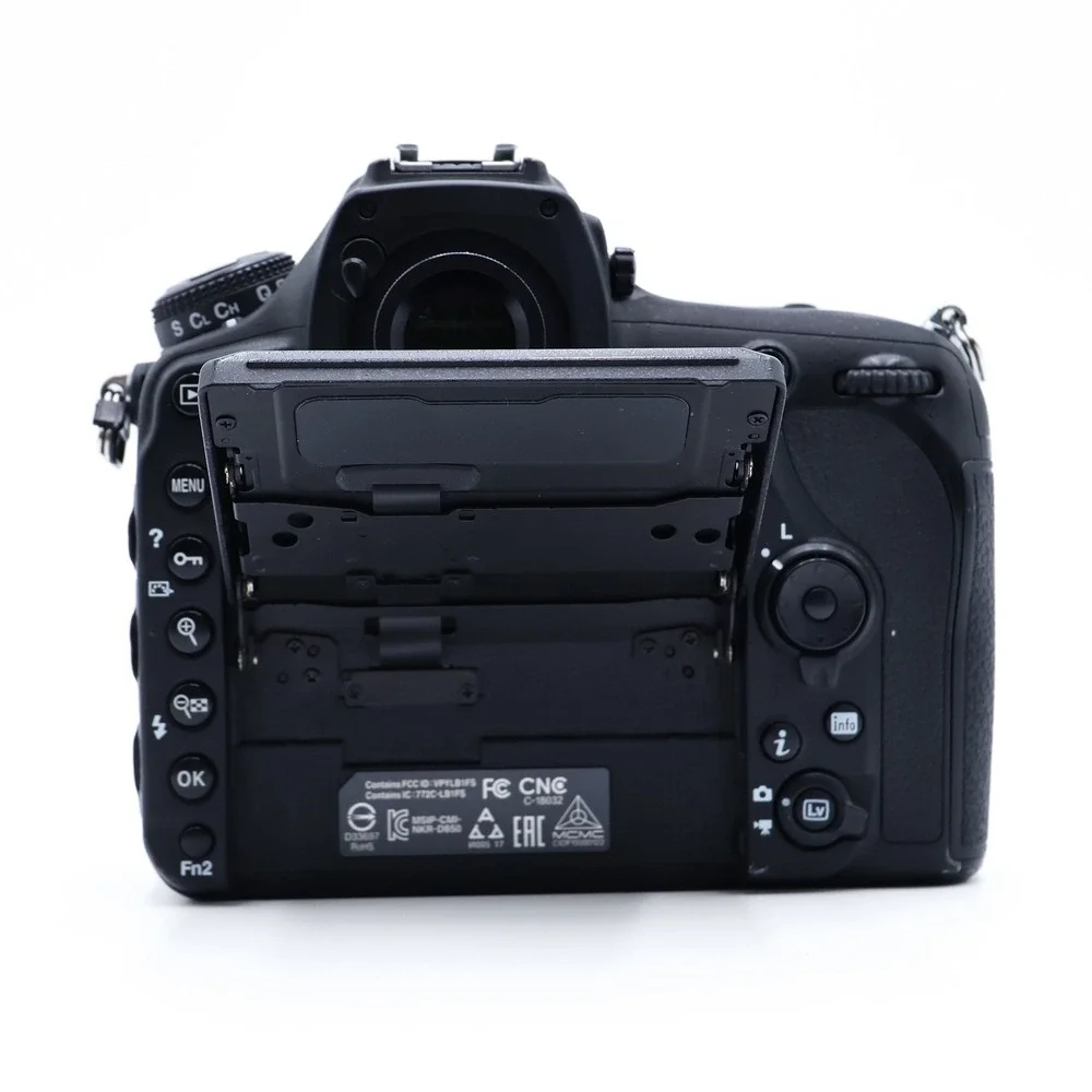 NIKON D850 45.7MP FX-Format DSLR Camera Body ONLY - BRAND NEW SHUTTER